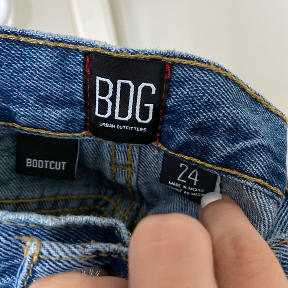 Urban Outfitters Distressed Jeans - Midrise - Picture 2 of 2